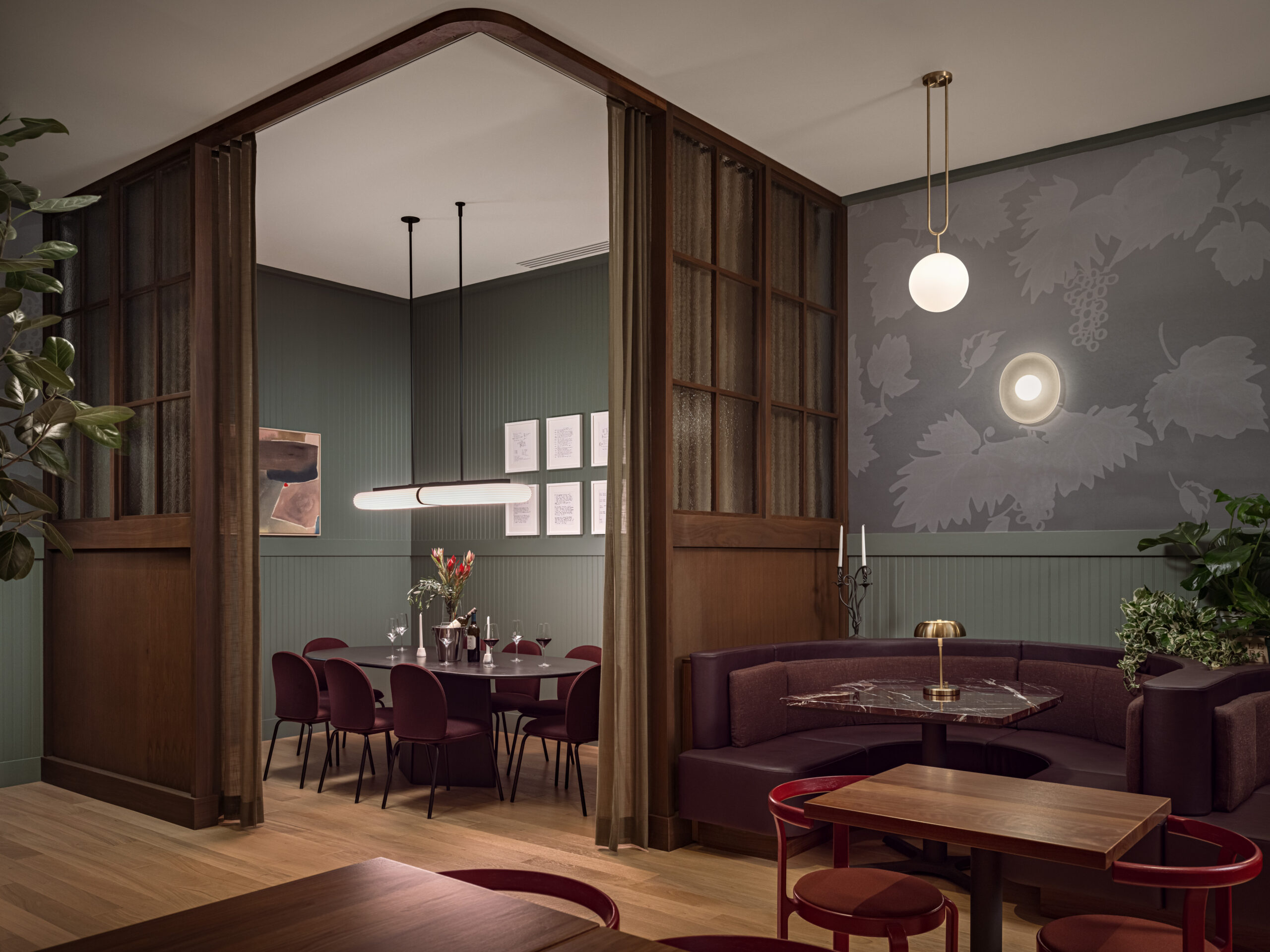 The Shaw Room, DeLille En Ville